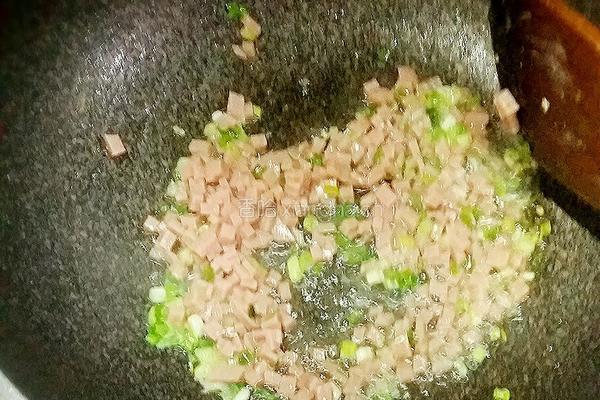 生菜炒二米饭的做法图解4