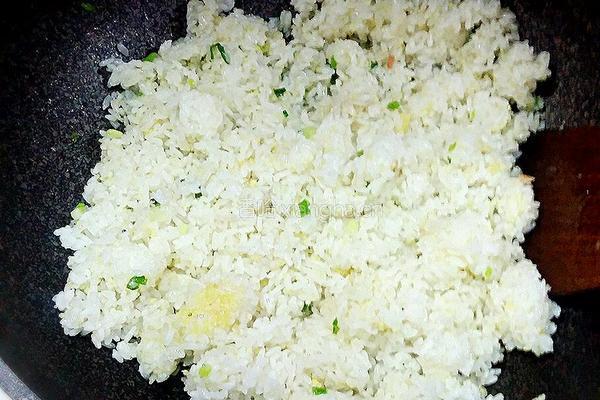生菜炒二米饭的做法图解6