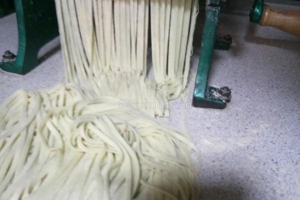 菠菜面条的做法图解8