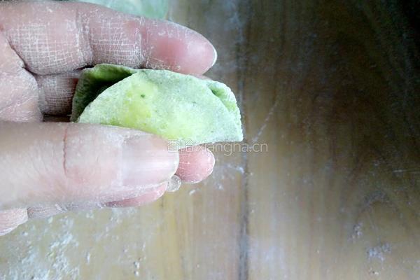 百财荠菜饺子的做法图解10