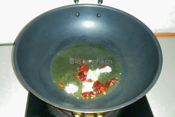 炝炒大头菜的做法图解3