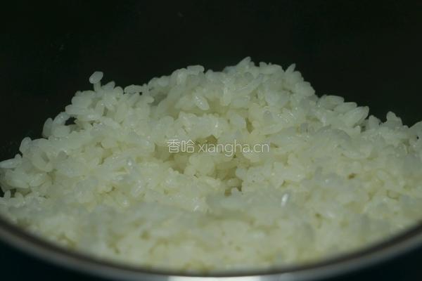 虾仁菠萝炒饭的做法图解8