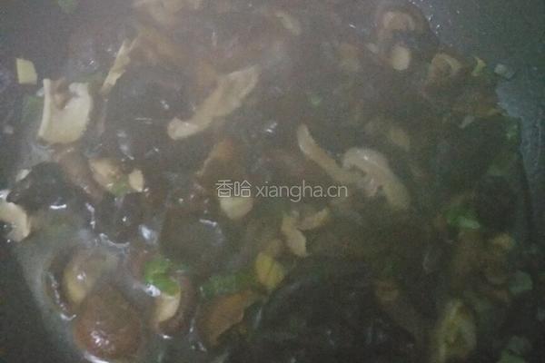 香菇炒木耳的做法图解13