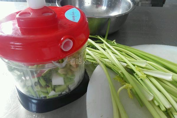 羊肉芹菜烧麦的做法图解2
