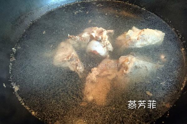 蛏子干棒骨汤的做法图解3