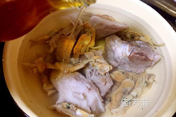 蛏子干棒骨汤的做法图解4