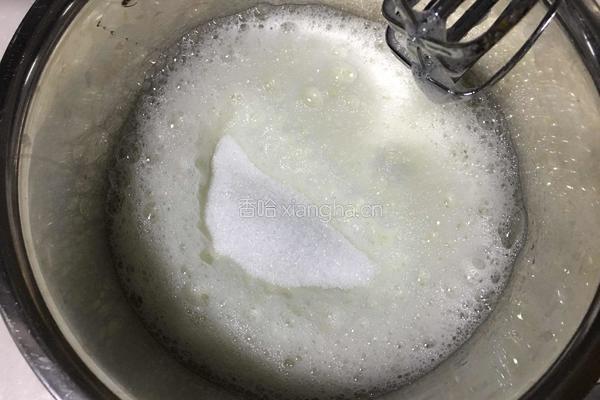 胡萝卜汁戚风蛋糕的做法图解6