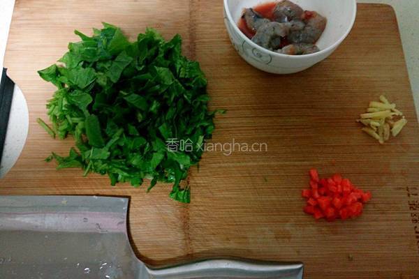菠菜虾仁粥的做法图解2