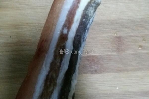 青花炒腊肉的做法图解4