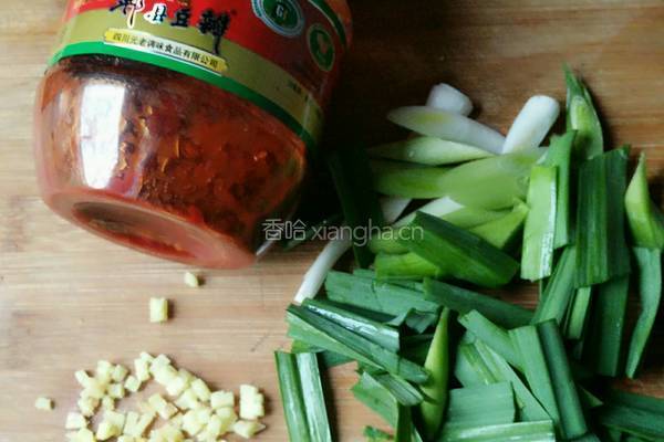 青蒜炒豆腐的做法图解3