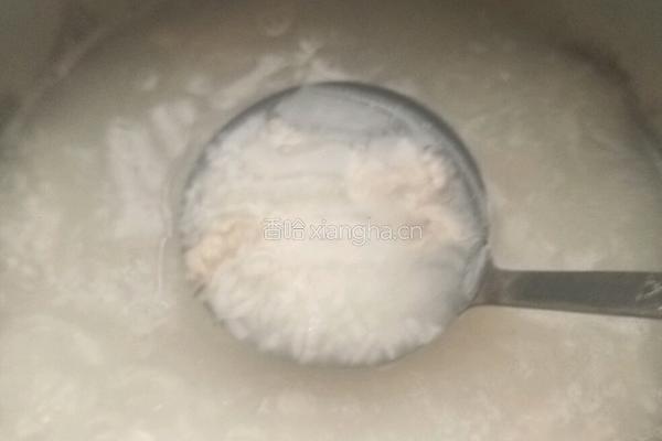 葱花瘦肉粥的做法图解3