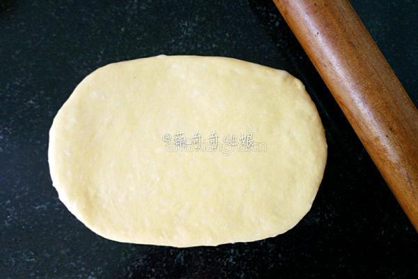 火腿肠肉松面包的做法图解7