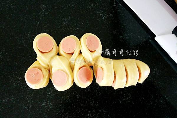 火腿肠肉松面包的做法图解11