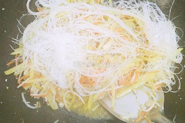 豆芽炒粉丝的做法图解10