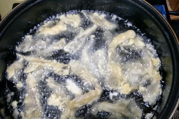 炸蘑菇的做法图解4