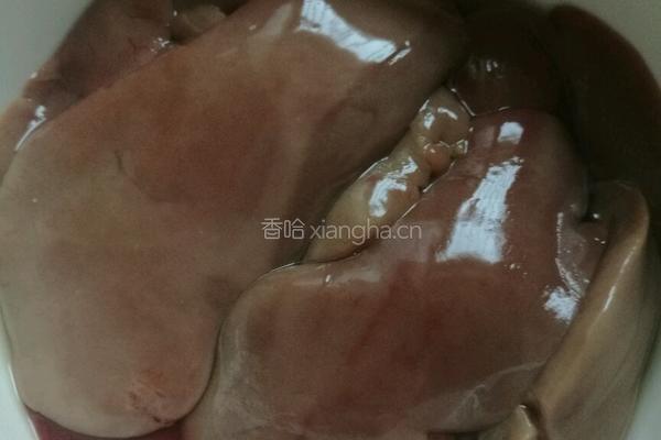 金陵卤鸭肝的做法图解1