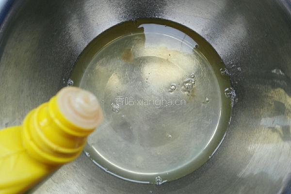 火龙果奶油蛋糕卷的做法图解6