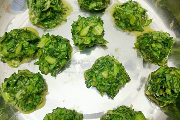 茼蒿丸子的做法图解7