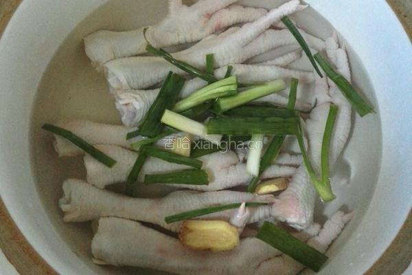 快手卤鸡爪的做法图解4