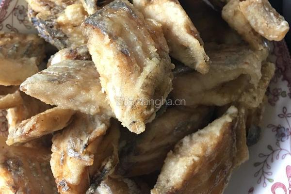 香酥带鱼的做法图解8