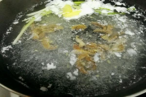 河蚌腊肉豆腐汤的做法图解6