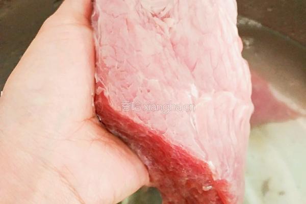 卤肉的做法图解1