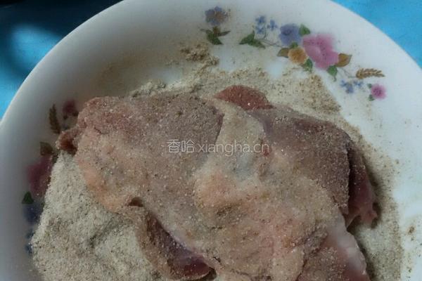 腌制五香腊肉的做法图解2