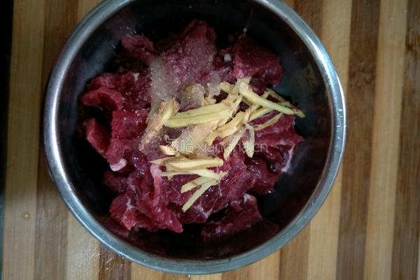 胡萝卜炒牛肉的做法图解3