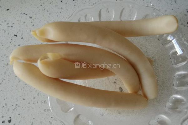 五彩鸡肉煎泥肠的做法图解1