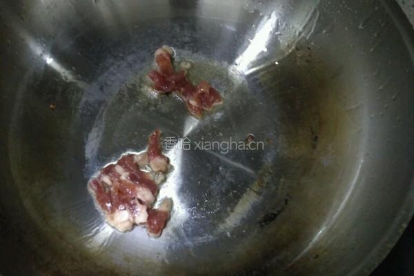 菜椒炒肉的做法图解2