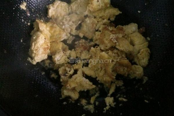 蒜黄肉丝炒鸡蛋的做法图解3