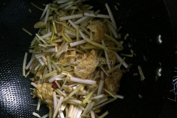 蒜黄肉丝炒鸡蛋的做法图解5