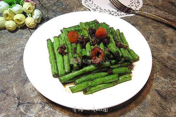 黄豆酱炒豆角的做法图解8