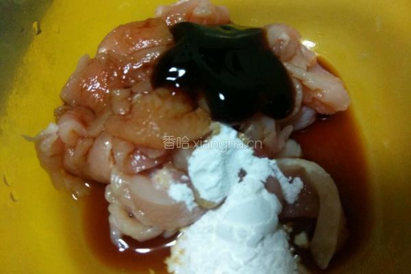 蒜苗炒鸡肉的做法图解5