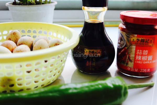 凉拌鹌鹑皮蛋的做法图解1