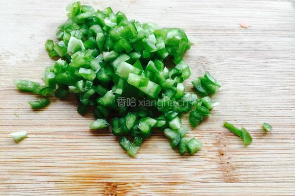 凉拌鹌鹑皮蛋的做法图解3
