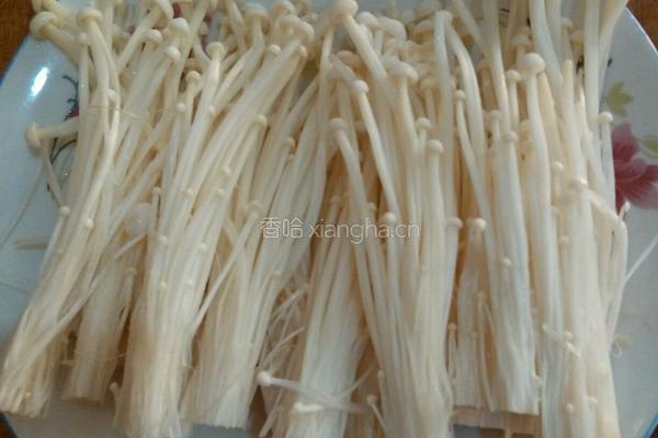 培根卷金针菇的做法图解3