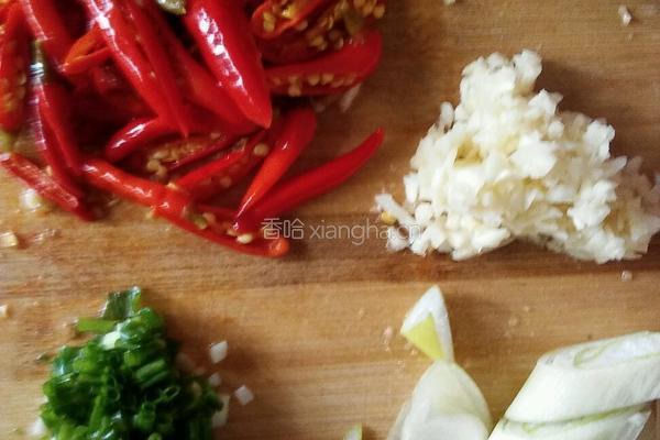 肉沫炒豇豆角的做法图解2