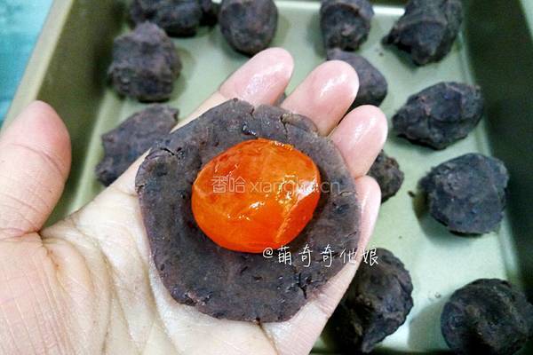 麻薯蛋黄酥的做法图解4