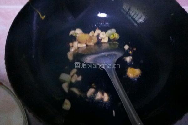 红烧鸡翅中的做法图解2