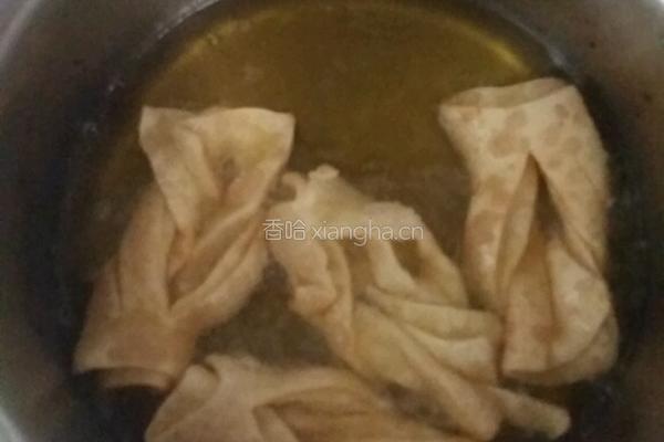 香甜馄饨皮麻叶（排叉）的做法图解3