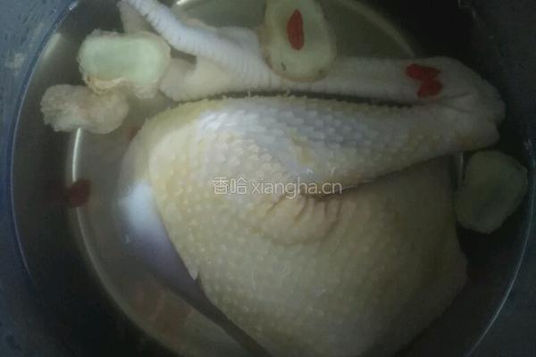 山药土鸡汤的做法图解1