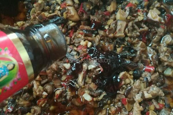 牛肉香菇辣酱的做法图解12