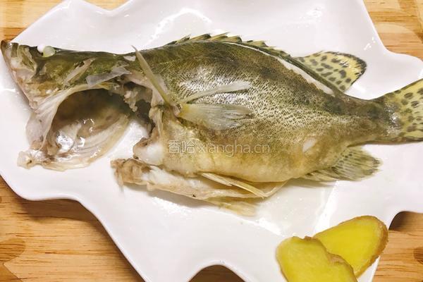 清蒸鳜鱼的做法图解6
