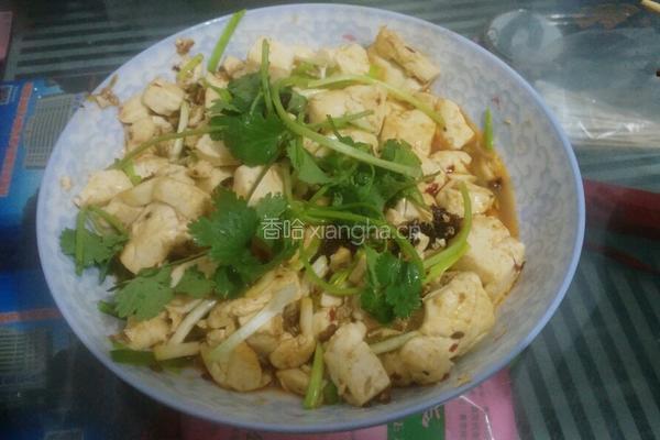 蒜黄豆腐的做法图解2