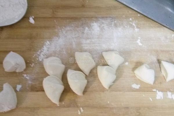猪肉莲藕饺子的做法图解11