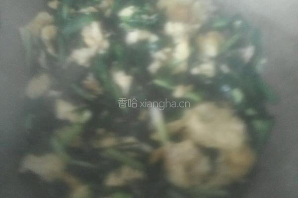 鸡蛋炒韭菜的做法图解6