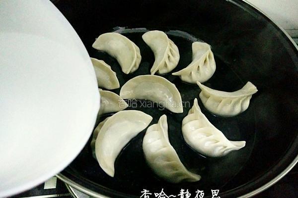 抱蛋煎饺的做法图解7
