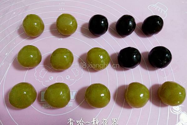 蛋黄酥的做法图解10
