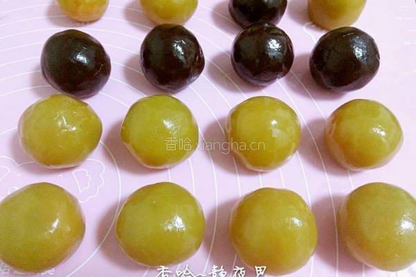 蛋黄酥的做法图解14